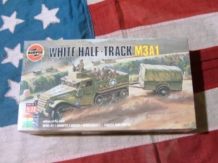A02318  White Half-track M3A1